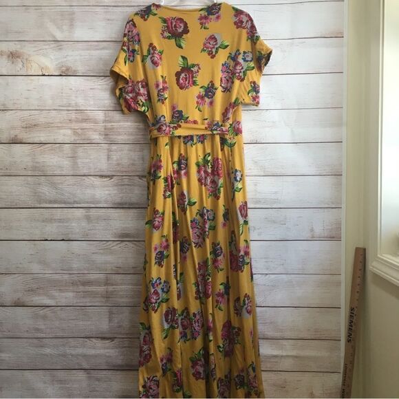 MATILDA JANE ALANA MAXI WRAP DRESS IN YELLOW FLORAL - Picture 3 of 14
